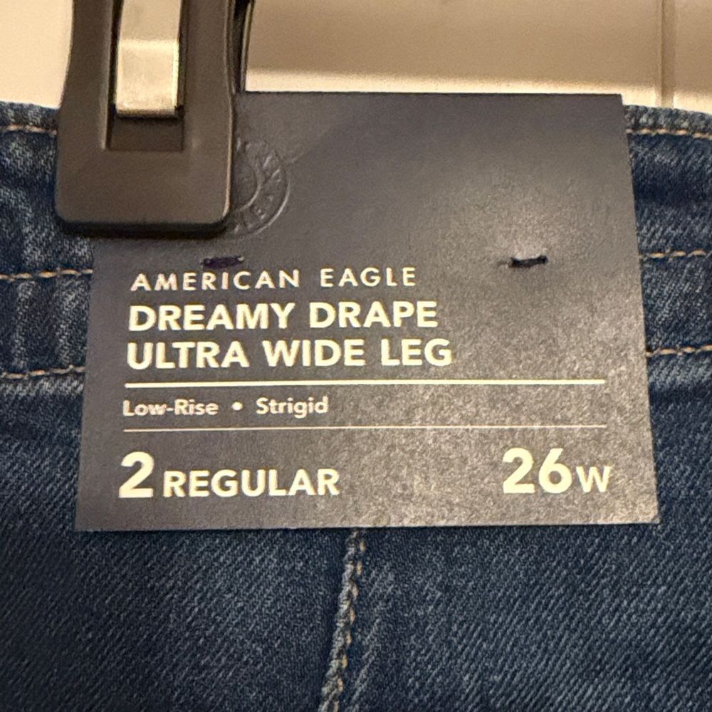 American Eagle Dreamy Drape Ultra Wide Leg Low Rise Jeans Size 2 NWT - Picture 5 of 5
